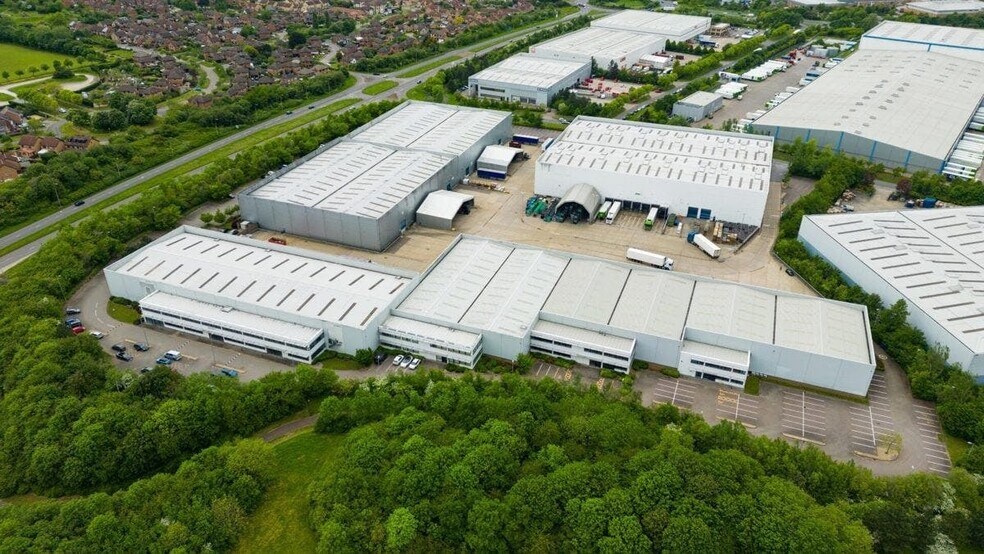 Brudenell Dr, Milton Keynes en alquiler - Foto del edificio - Imagen 2 de 8