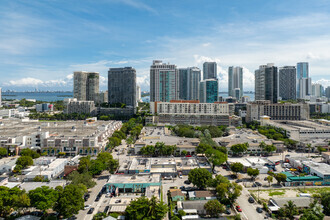 3300-3326 N Miami Ave, Miami, FL - vista aérea  vista de mapa - Image1