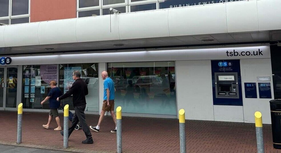 1-8 General Rees Sq, Cwmbran en alquiler - Foto del edificio - Imagen 1 de 13