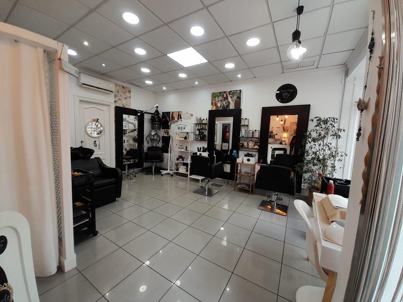 Local en Fuengirola, Málaga en alquiler Foto del edificio- Imagen 1 de 17