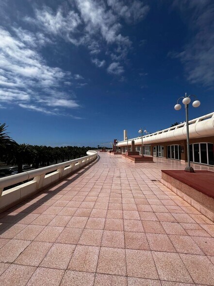 Calle Teobaldo Power, S/N, San Bartolomé de Tirajana, Las Palmas en venta - Foto del edificio - Imagen 1 de 19