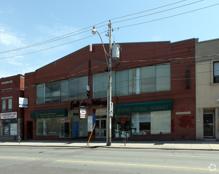 1649 Dufferin St, Toronto, ON en alquiler - Foto del edificio - Imagen 2 de 2