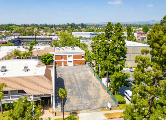 1940 E 17th St, Santa Ana, CA en venta - Foto del edificio - Imagen 2 de 24