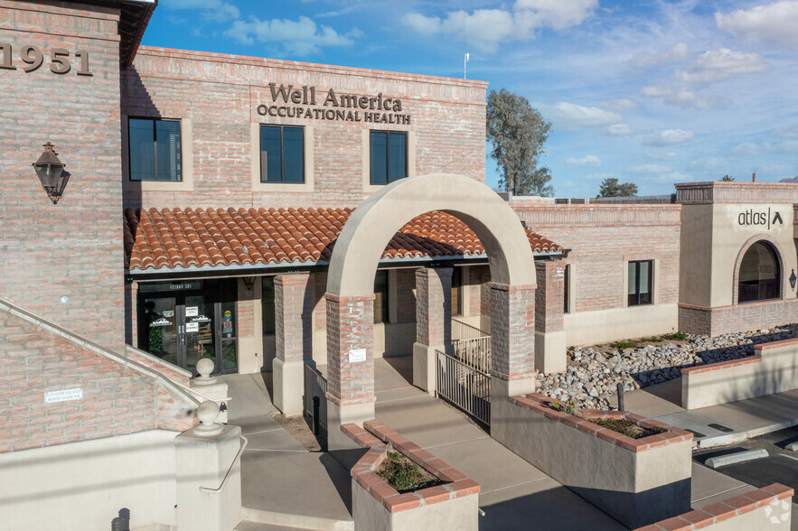 1951 N Wilmot Rd, Tucson, AZ en alquiler - Foto del edificio - Imagen 3 de 9