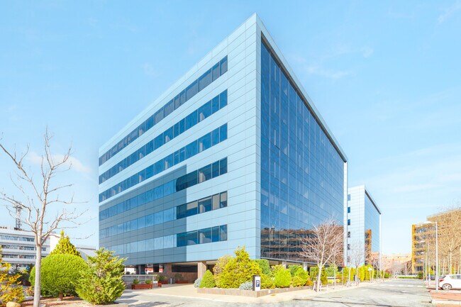 Más detalles de Calle Federico Mompou, 5, Madrid - Oficina en alquiler