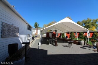 171 Stanton Rd, Flemington, NJ en venta Foto del edificio- Imagen 2 de 10