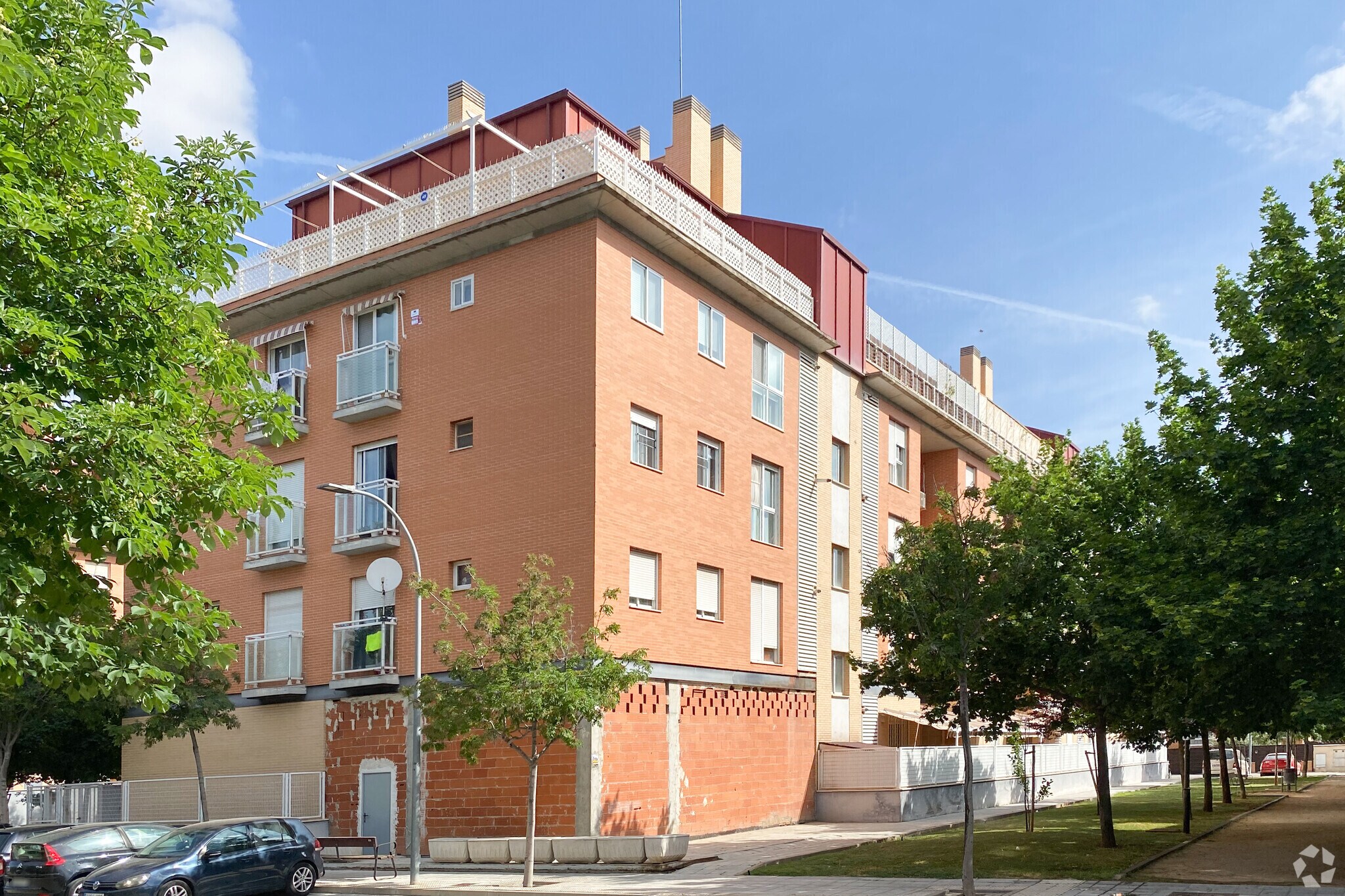 Avenida Clara Campoamor, 12, Azuqueca de Henares, Guadalajara en venta Foto principal- Imagen 1 de 1