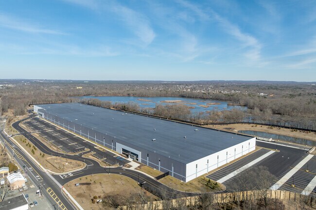 Más detalles de 85 Main St, Spotswood, NJ - Nave en alquiler