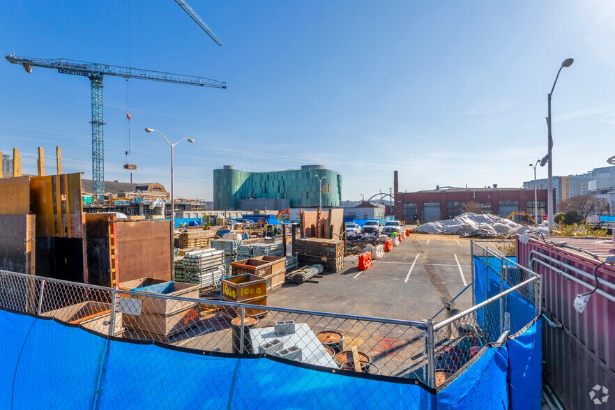 1331 Yards Pl SE, Washington, DC en alquiler - Foto del edificio - Imagen 2 de 4