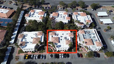 8683 W Sahara Ave, Las Vegas, NV en alquiler Foto del edificio- Imagen 2 de 4