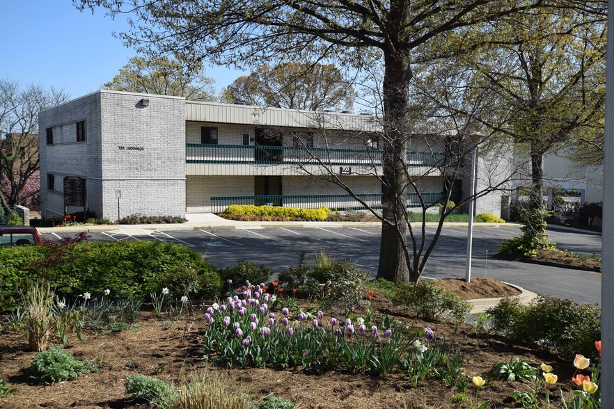 703 Giddings Ave, Annapolis, MD en alquiler - Foto del edificio - Imagen 1 de 13