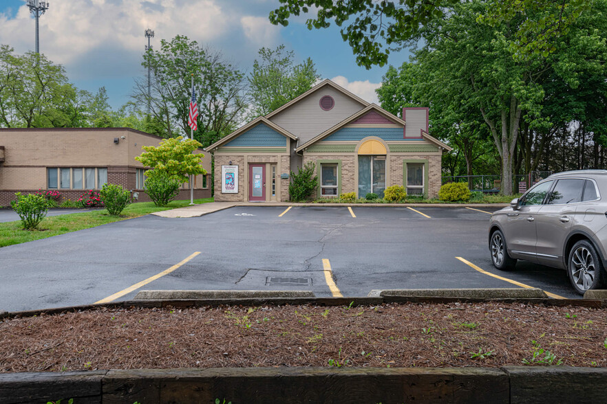 71 Marco Ln, Washington Township, OH en venta - Foto del edificio - Imagen 3 de 16