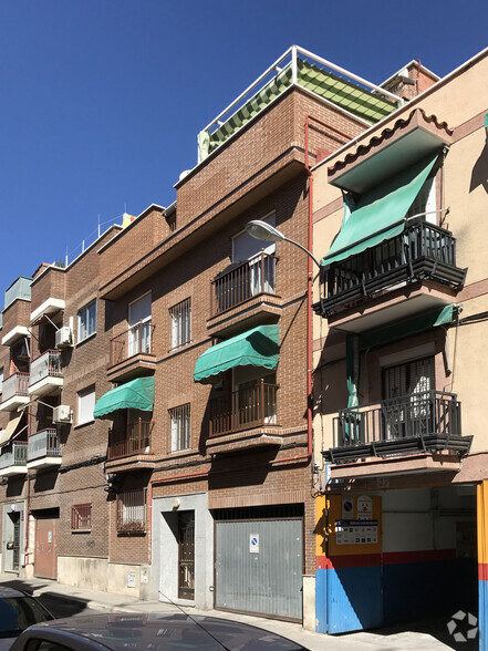 Calle del Papagayo, 25, Madrid, Madrid en venta - Foto del edificio - Imagen 2 de 2