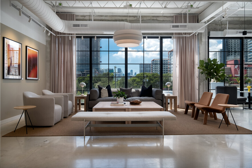 225 NE 34th St, Miami, FL en alquiler - Foto del interior - Imagen 2 de 7