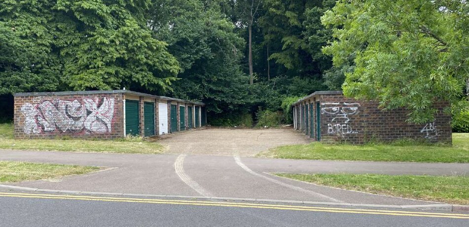 Welwyn & Hatfield Garage Sites cartera de 4 inmuebles en venta en LoopNet.es - Foto principal - Imagen 3 de 3