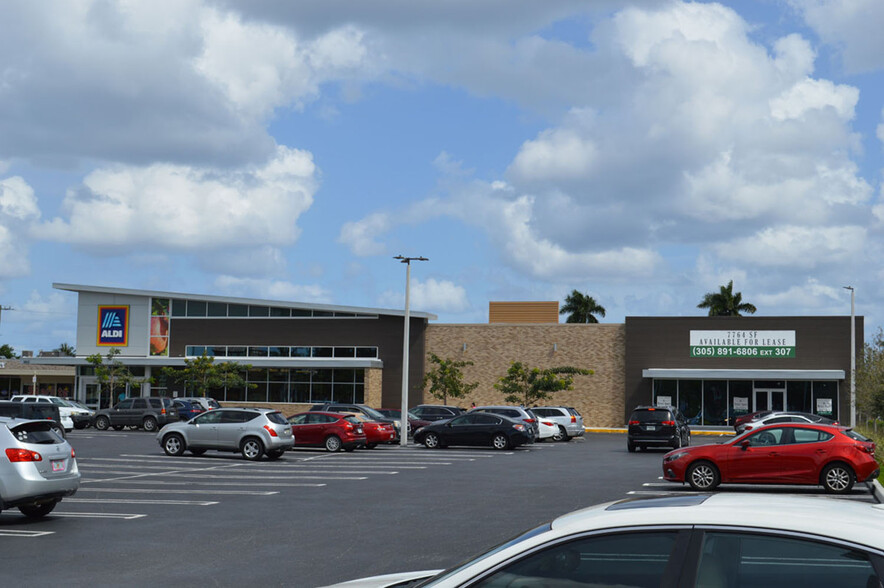 960 N Federal Hwy, Pompano Beach, FL en alquiler - Foto del edificio - Imagen 2 de 5