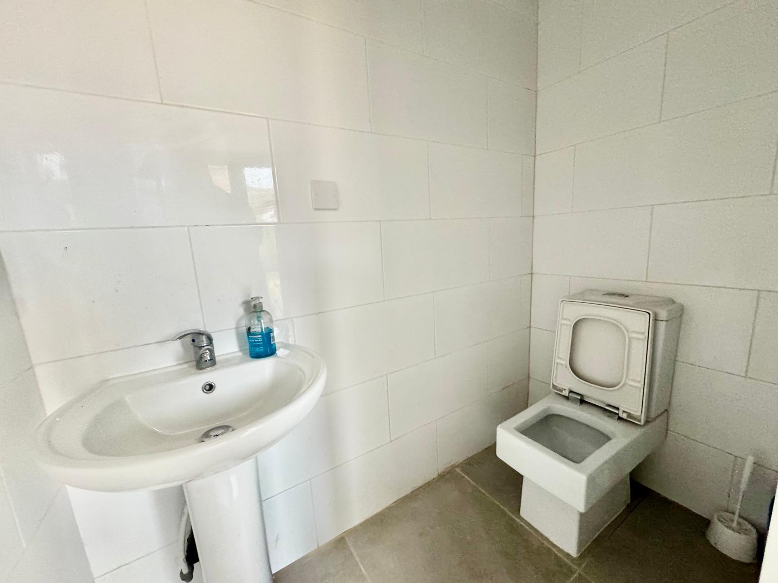 139 High Street North, Dunstable en venta Foto del interior- Imagen 1 de 4