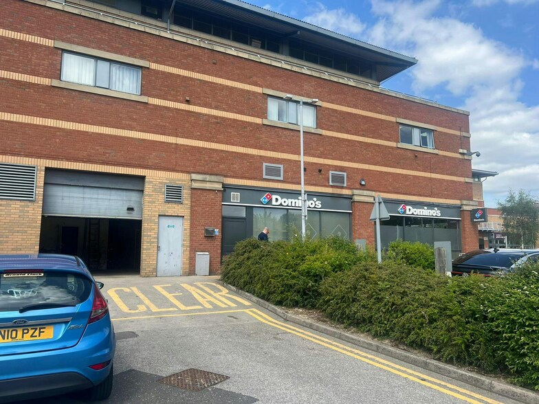 Crystal Peaks, Sheffield en alquiler - Foto del edificio - Imagen 2 de 15