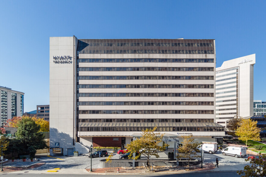 7400 Wisconsin Ave, Bethesda, MD en alquiler - Foto del edificio - Imagen 3 de 5