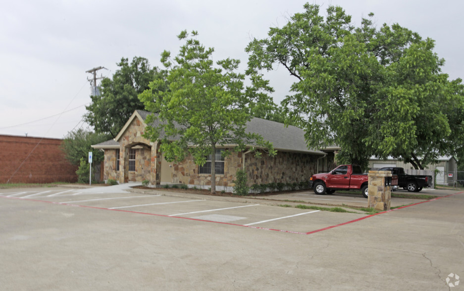 6518 Baker Blvd, Richland Hills, TX en alquiler - Foto del edificio - Imagen 1 de 4