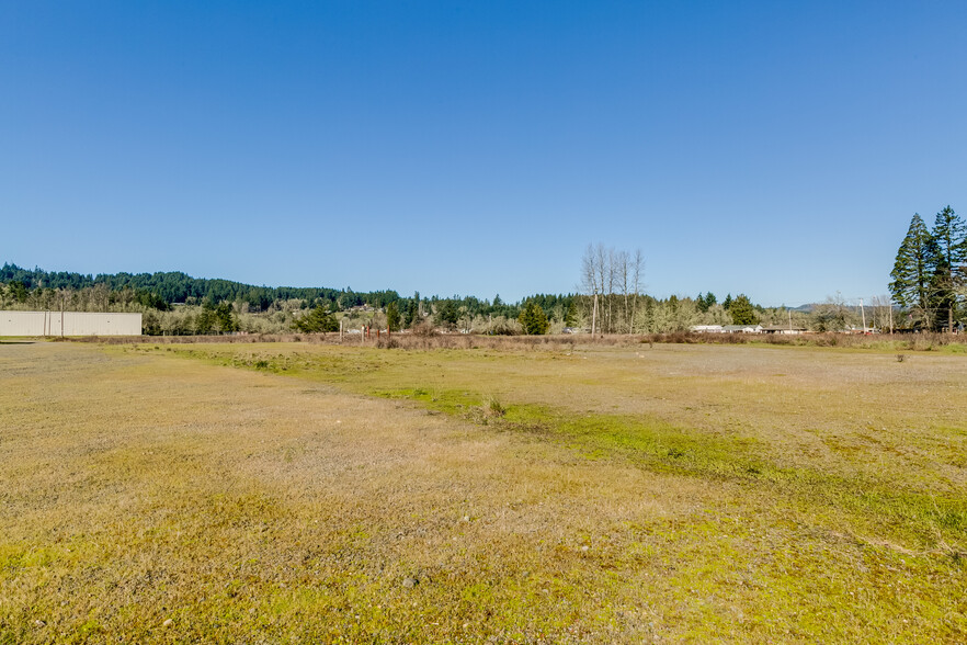 2045 Highway 99, Cottage Grove, OR en venta - Foto del edificio - Imagen 2 de 6