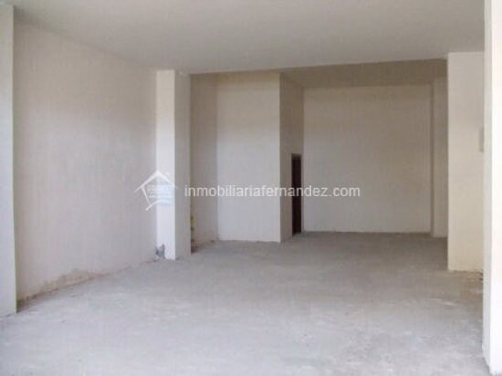 Local en Cáceres en alquiler - Foto del interior - Imagen 2 de 4
