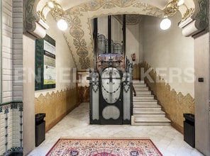 Carrer de la Diputació, 246, Barcelona, Barcelona en alquiler Vestíbulo- Imagen 2 de 8