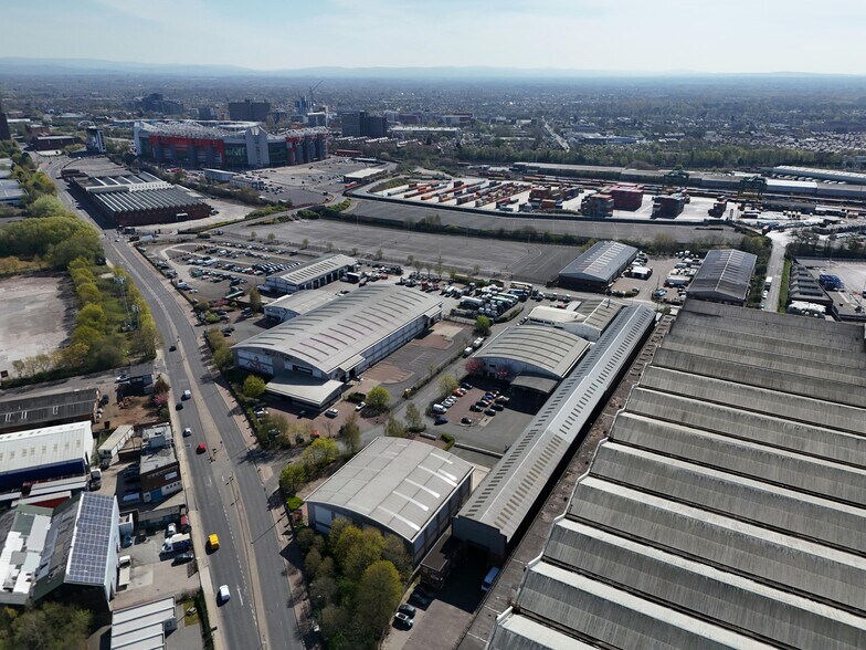 Circle South, Trafford Park, Manchester en alquiler - Foto del edificio - Imagen 3 de 10