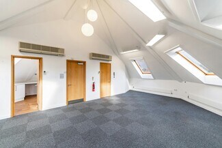 Más detalles de Bakewell Rd, Peterborough - Oficina/Local en alquiler