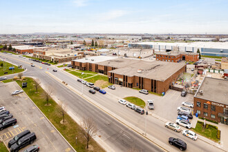 78-80 Boul Brunswick, Dollard-des-Ormeaux, QC - VISTA AÉREA  vista de mapa