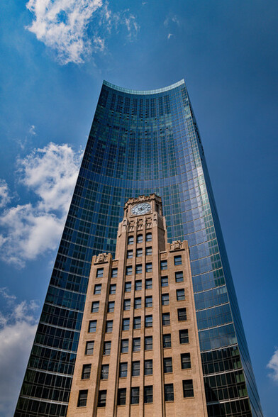 2729 Queens Plz N, Long Island City, NY en alquiler - Foto del edificio - Imagen 3 de 3