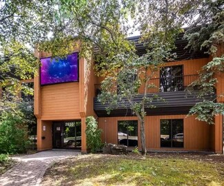 Más detalles de 2830 Boul Saint-Martin E, Laval, QC - Oficina en alquiler