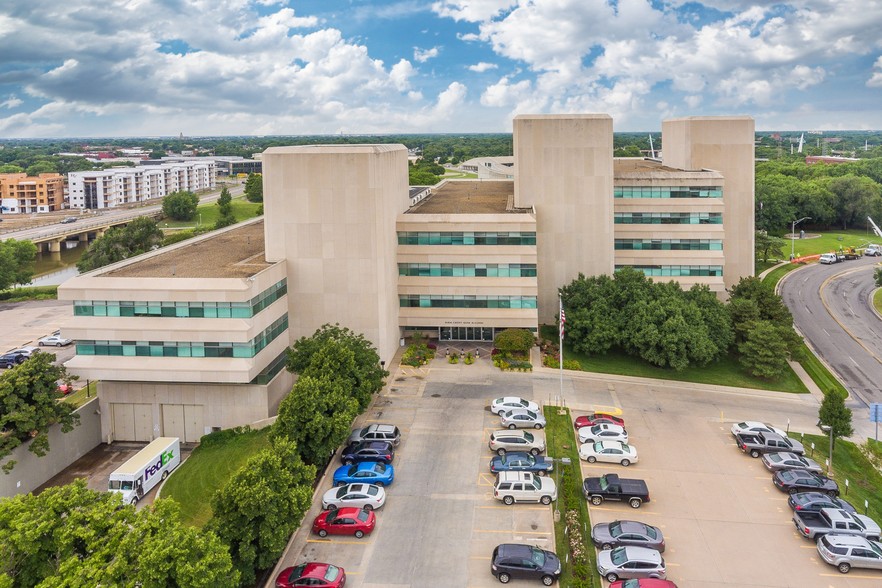 245 N Waco St, Wichita, KS en alquiler - Foto del edificio - Imagen 3 de 23