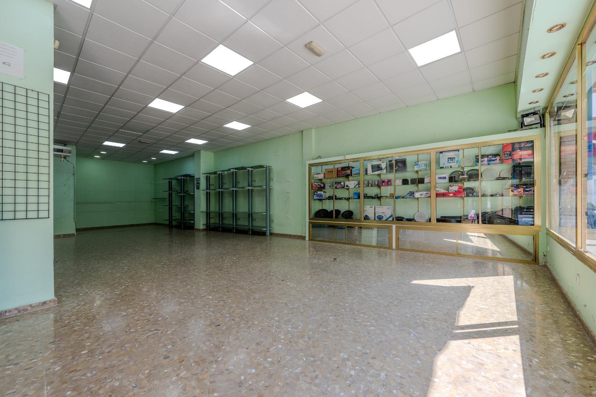 Mina, 2, Dos Hermanas, Sevilla en venta Foto del interior- Imagen 1 de 11