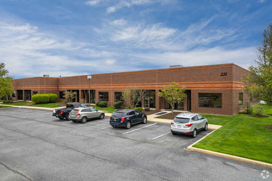 221 Lake Dr, Newark, DE en alquiler - Foto del edificio - Imagen 1 de 5