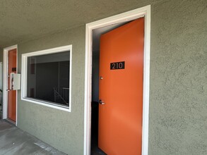 370 W 6th St, San Bernardino, CA en venta Foto del edificio- Imagen 2 de 12