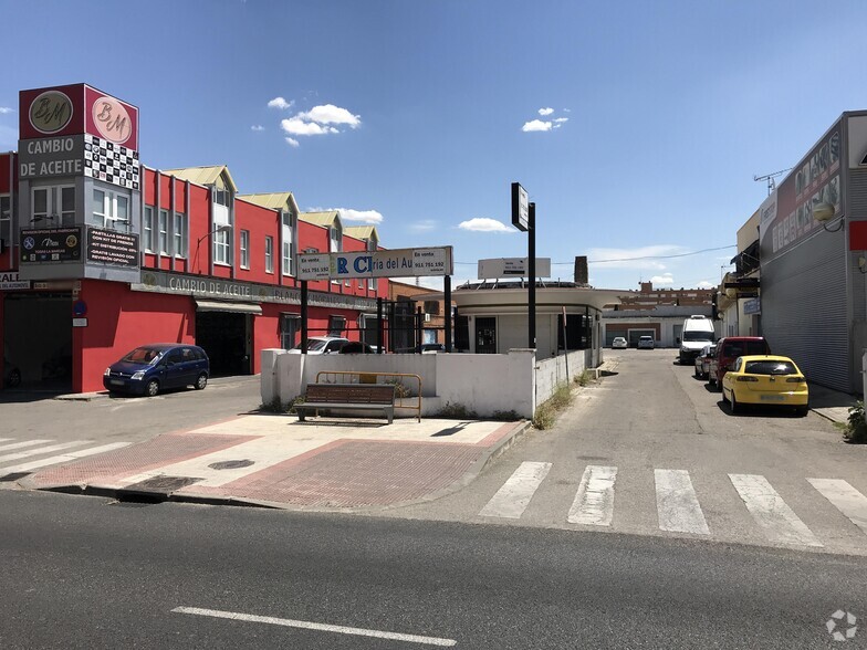 Locales en Torrejón De Ardoz, Madrid en venta - Foto del edificio - Imagen 2 de 12