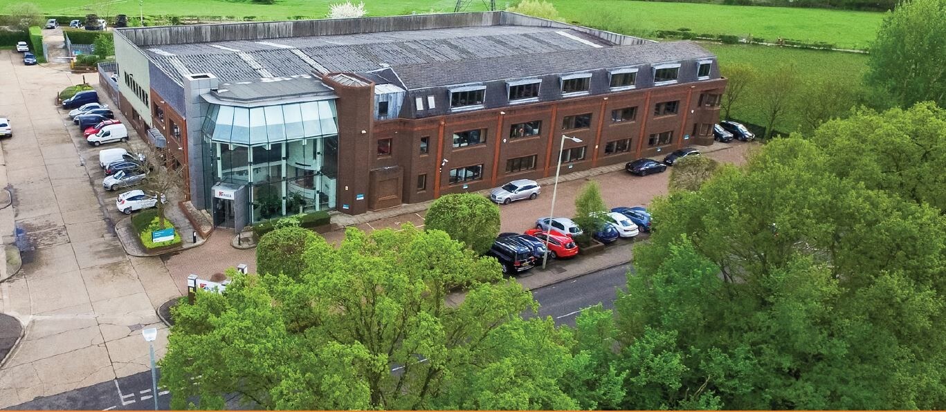 8­-9 Lismirrane Industrial Park, Elstree Road, Elstree en venta Foto del edificio- Imagen 1 de 15