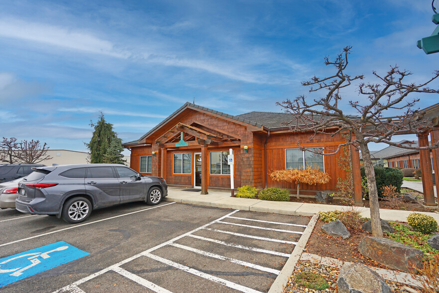 3901 Creekside Loop, Yakima, WA en alquiler - Foto del edificio - Imagen 2 de 14