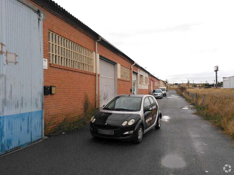 Nave en La Colilla, Ávila en alquiler - Foto del edificio - Imagen 2 de 6