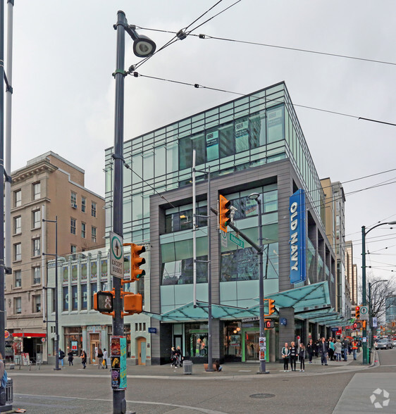 720 Robson St, Vancouver, BC en alquiler - Foto del edificio - Imagen 3 de 7