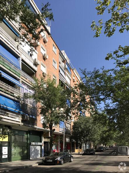 Calle de Manuel Ferrero, 5, Madrid, Madrid en alquiler - Foto principal - Imagen 1 de 10