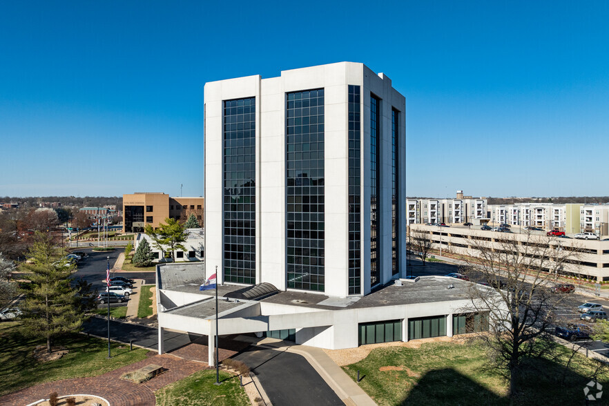 300 John Q. Hammons Pky, Springfield, MO en alquiler - Foto del edificio - Imagen 2 de 6