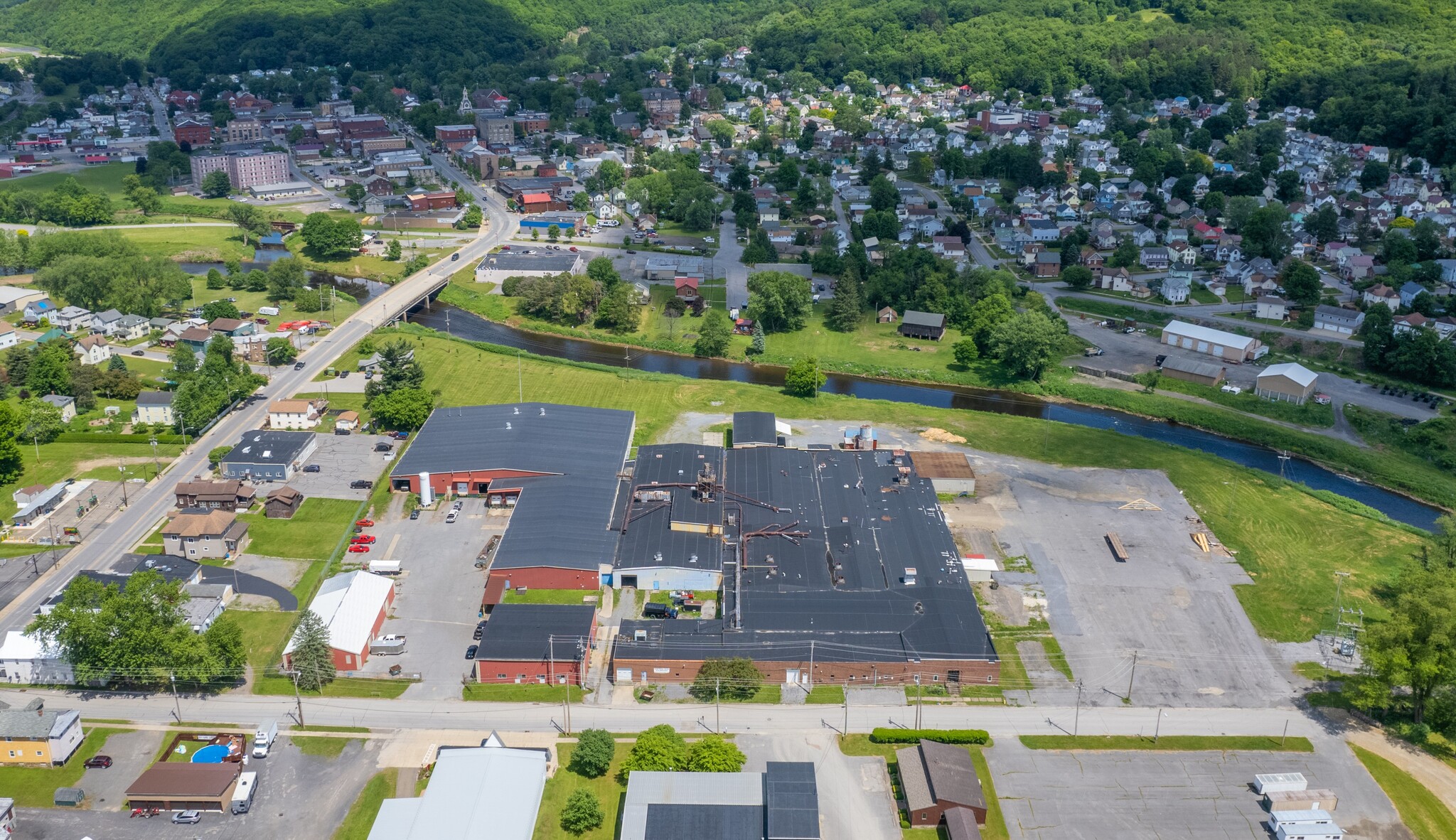 11 Gillis Ave, Ridgway, PA en alquiler Foto del edificio- Imagen 1 de 5