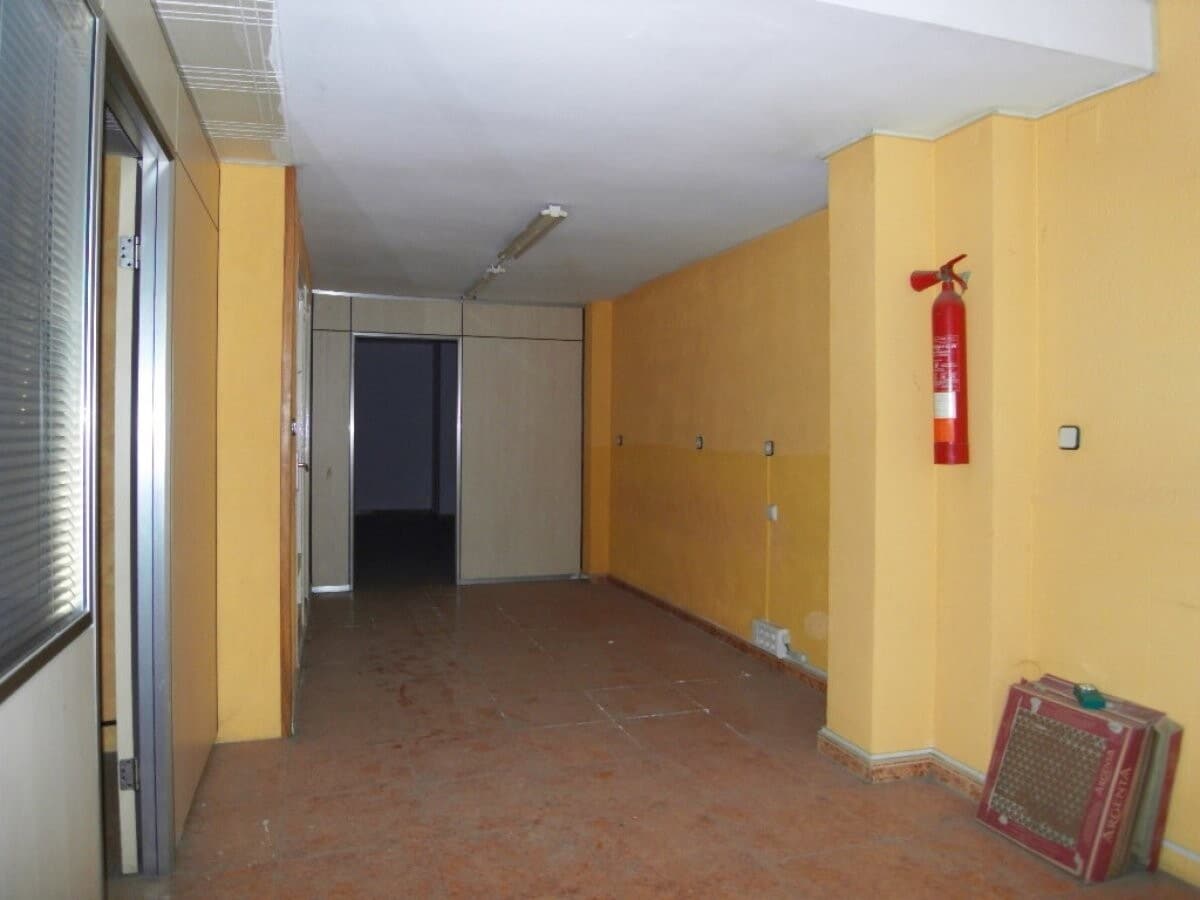 Barberà del Vallès, BAR 08210 - Unidad Esc A - 1 -  - Foto del interior - Image 2 of 7