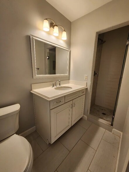 4709 N 44th St, Phoenix, AZ en venta - Foto del edificio - Imagen 2 de 18