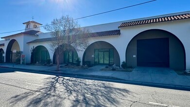 18320-18330 Oxnard St, Tarzana, CA en alquiler Foto del interior- Imagen 1 de 19