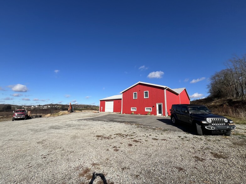 1446 Smith Township State Rd, Burgettstown, PA en alquiler - Foto del edificio - Imagen 2 de 20