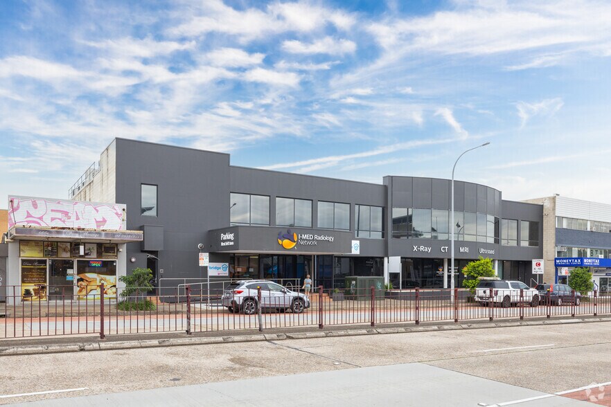 660-664 Pittwater Rd, Brookvale en alquiler - Foto del edificio - Imagen 3 de 4