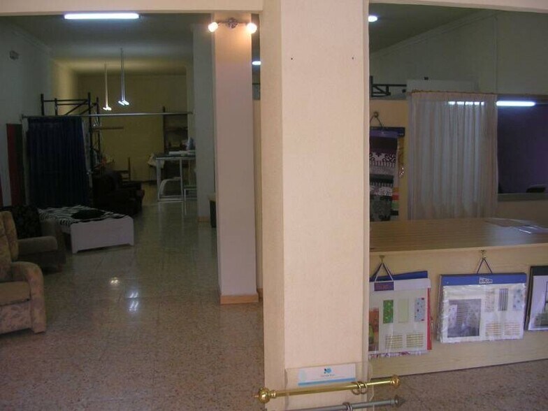 Local en Elche en venta - Foto del interior - Imagen 2 de 4
